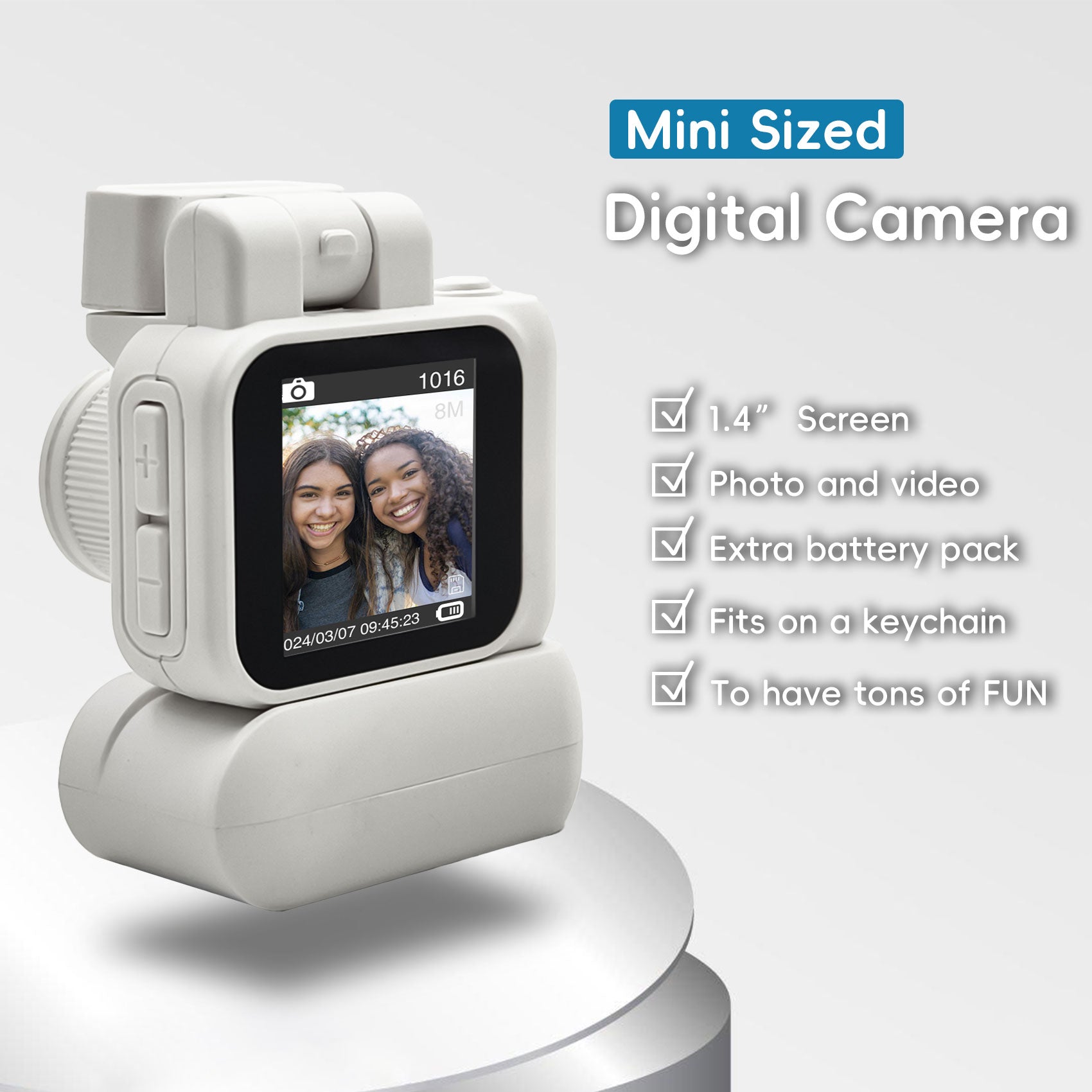 Digital Camera with 1.4 in LCD Screen 1080P 32GB Card Charging Base Monoreflexes Shaped CMOS Compact Portable Video Recorder Easy to Operate (White)